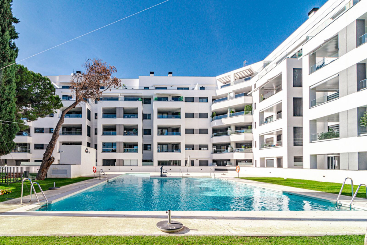 https://cdn.resales-online.com/public/zzqhzfoylx/properties/fb8aee9196bb11ef84cf0217bc231ef4/w1200/1-7980e48d732b6fc85c14b43b94d2aa54.jpg?v=1730296925