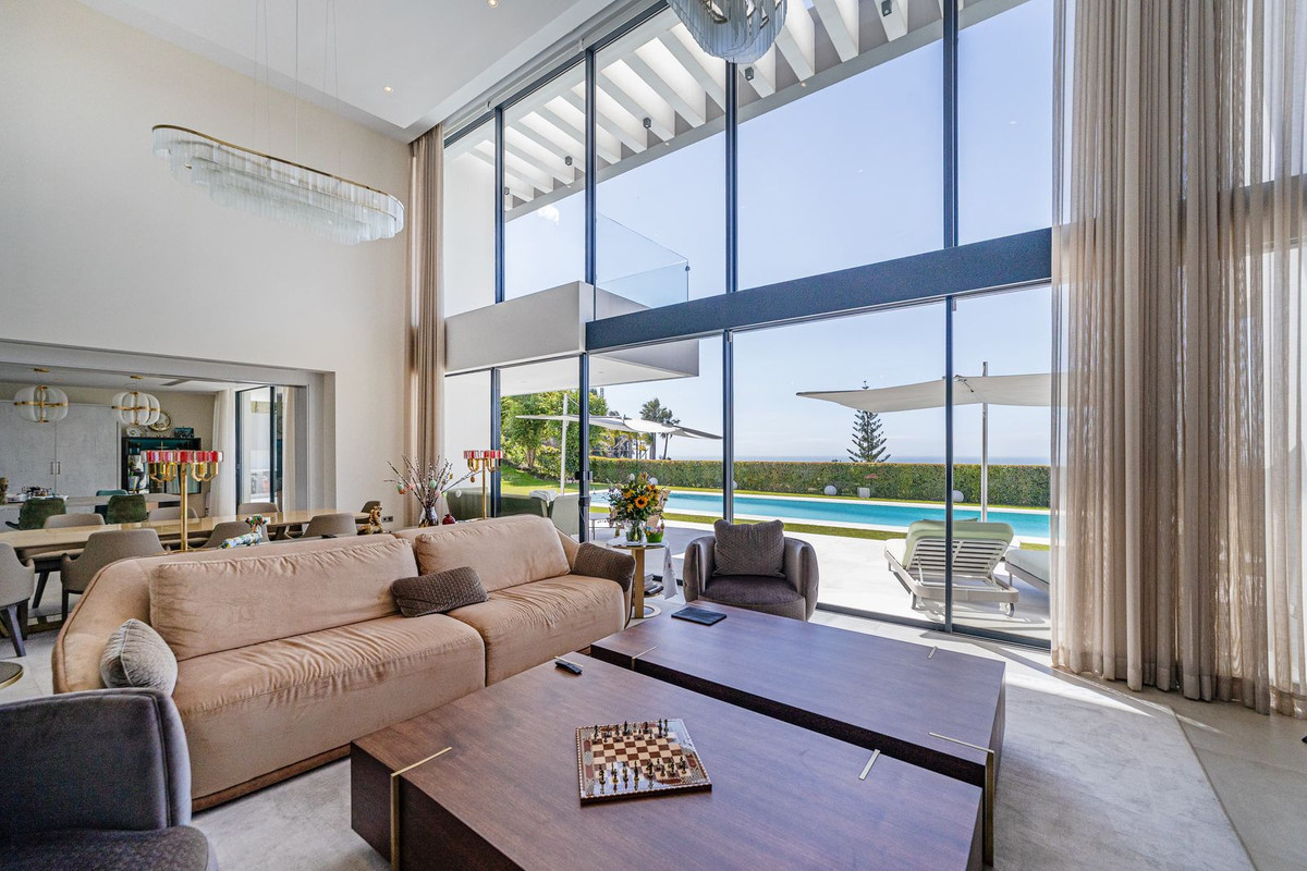 https://cdn.resales-online.com/public/86l1hb0hs4/properties/3938f4cc04e611f08cfb02e0405b089b/w1200/1-7980e48d732b6fc85c14b43b94d2aa54.jpg?v=1742408791