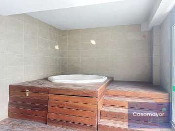jacuzzi