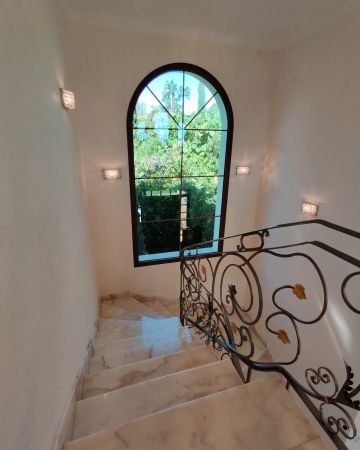 https://cdn.resales-online.com/public/87eii68kgm/properties/qbsogmbxdefdahs/w1200/32-e7f90ea5feef5e01d64d74d6b6d8a834.jpg?v=1613570548