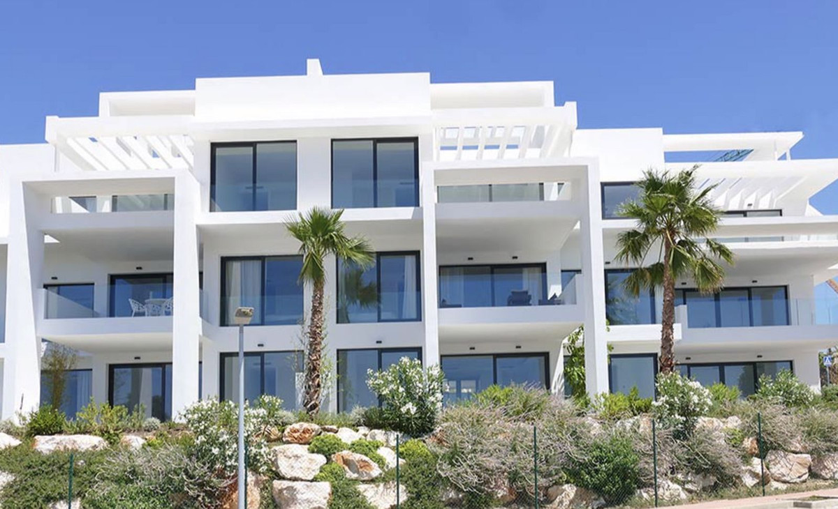 https://cdn.resales-online.com/public/iri9q5dl17/properties/1855f21bf61211eca97d0217bc231ef4/w1200/1-7980e48d732b6fc85c14b43b94d2aa54.jpg?v=1656411993