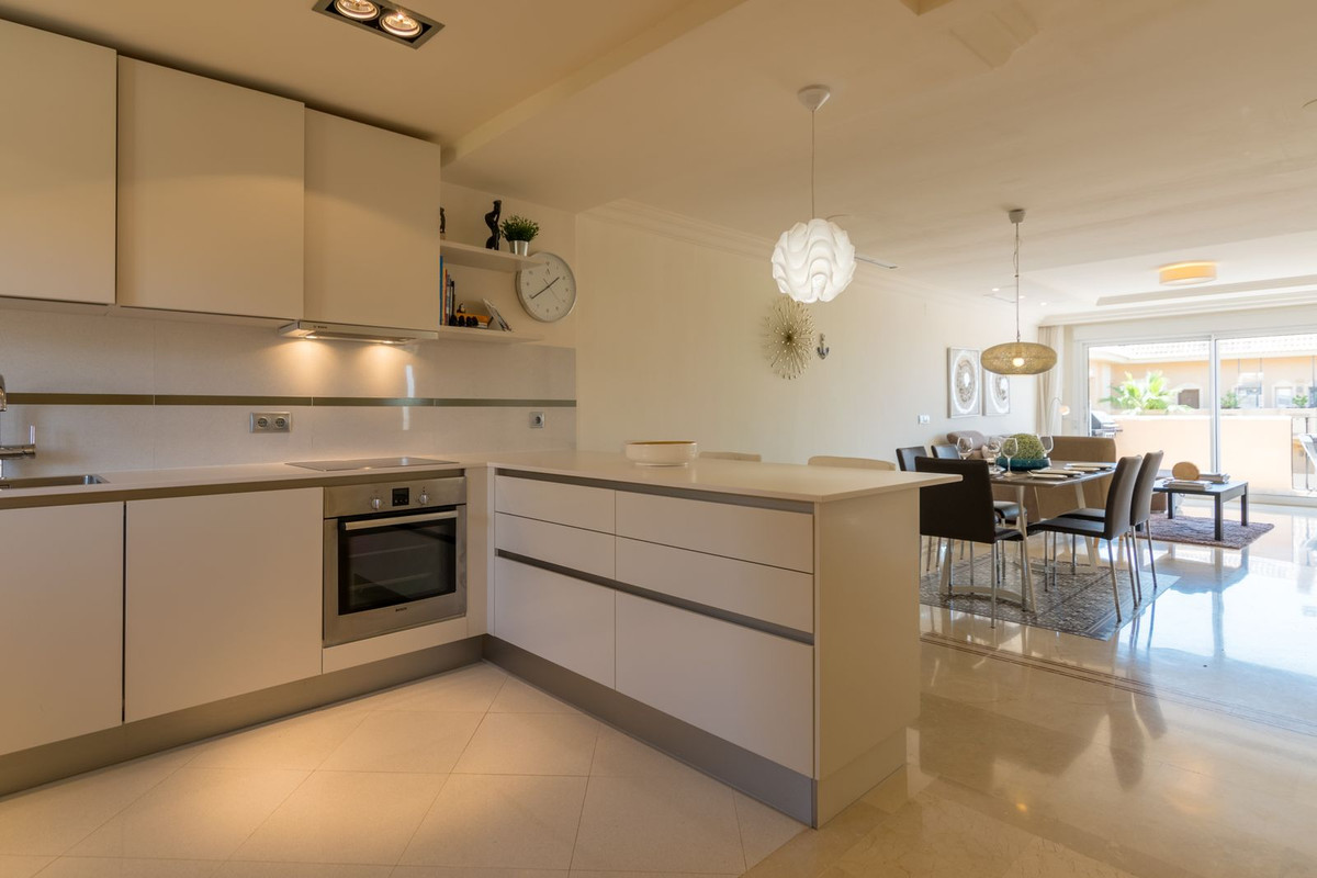 https://cdn.resales-online.com/public/i3dq5ie7sy/properties/957a4b75066d11eda97d0217bc231ef4/w1200/1-7980e48d732b6fc85c14b43b94d2aa54.jpg?v=1658134787