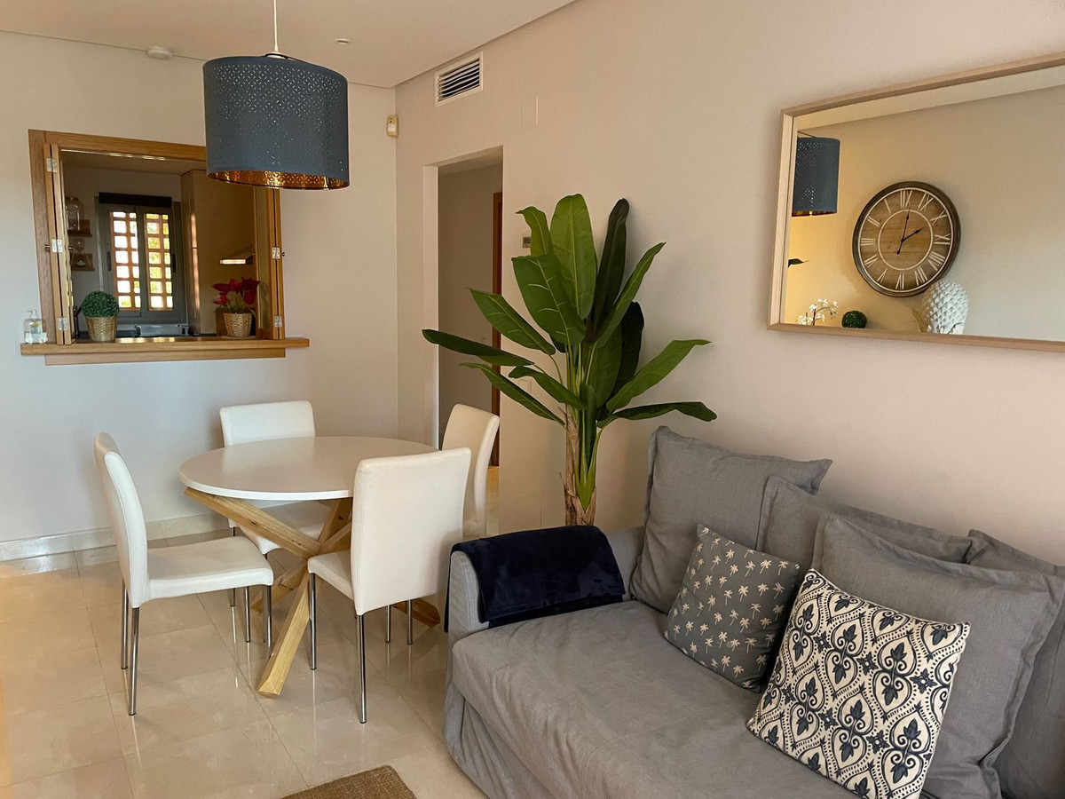 https://cdn.resales-online.com/public/1gfs0akank/properties/99a76fb1aa8c11eca97d0217bc231ef4/w1200/1-7980e48d732b6fc85c14b43b94d2aa54.jpg?v=1653383645