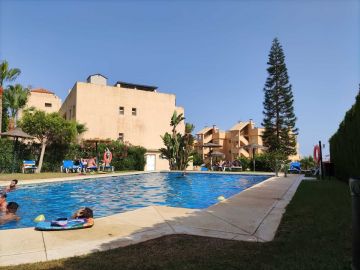 https://cdn.resales-online.com/public/r5cbnkurb8/properties/9d68a0fd1f9a11eda97d0217bc231ef4/w1200/1-7980e48d732b6fc85c14b43b94d2aa54.jpg?v=1660902462