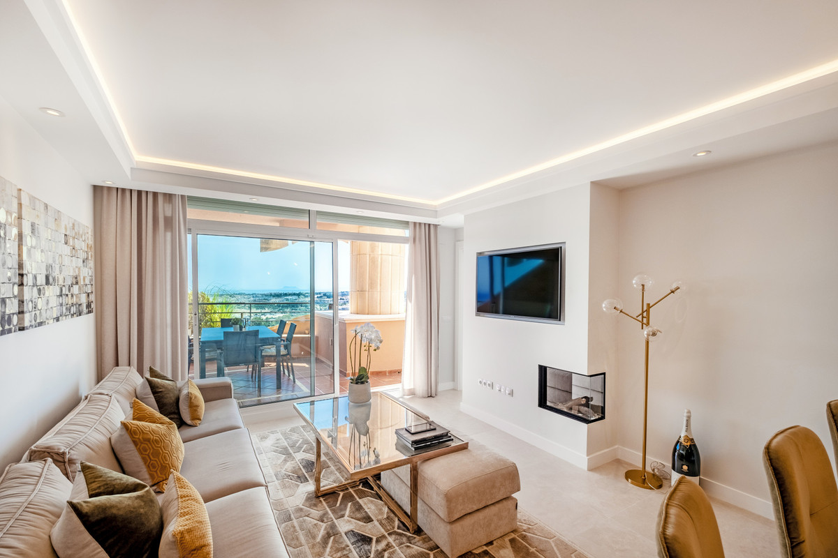 https://cdn.resales-online.com/public/jja1jz8h5h/properties/11ded2f908ac11eda97d0217bc231ef4/w1200/1-7980e48d732b6fc85c14b43b94d2aa54.jpg?v=1658908887