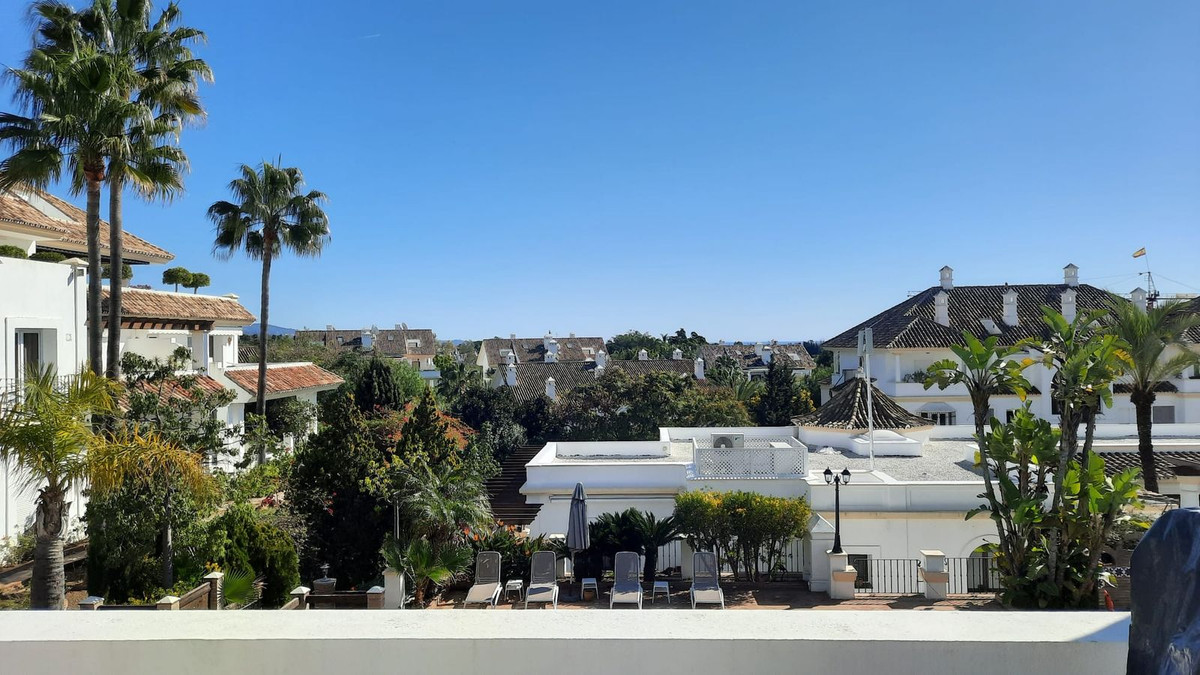 https://cdn.resales-online.com/public/apvd808bvq/properties/6686ecf89ee111eca97d0217bc231ef4/w1200/1-7980e48d732b6fc85c14b43b94d2aa54.jpg?v=1652261371