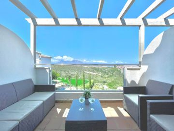 https://cdn.resales-online.com/public/lnhy05tgiw/properties/43c5230c238c11edad230217bc231ef4/w1200/1-7980e48d732b6fc85c14b43b94d2aa54.jpg?v=1661336195