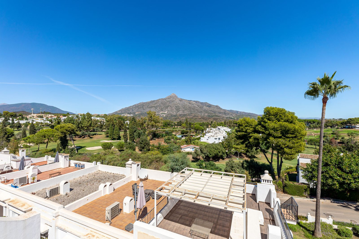 https://cdn.resales-online.com/public/j642teg5ce/properties/a0ddb34e35a711edad230217bc231ef4/w1200/1-7980e48d732b6fc85c14b43b94d2aa54.jpg?v=1663326781