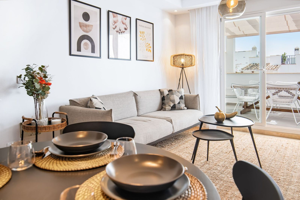 https://cdn.resales-online.com/public/14ldb8kixc/properties/7a1846c2432611ed98460217bc231ef4/w1200/1-7980e48d732b6fc85c14b43b94d2aa54.jpg?v=1664811112