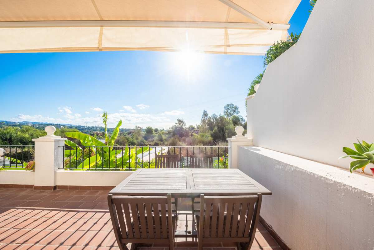 https://cdn.resales-online.com/public/v3ii8gsn5j/properties/bc89a69b242c11edad230217bc231ef4/w1200/1-7980e48d732b6fc85c14b43b94d2aa54.jpg?v=1661404607