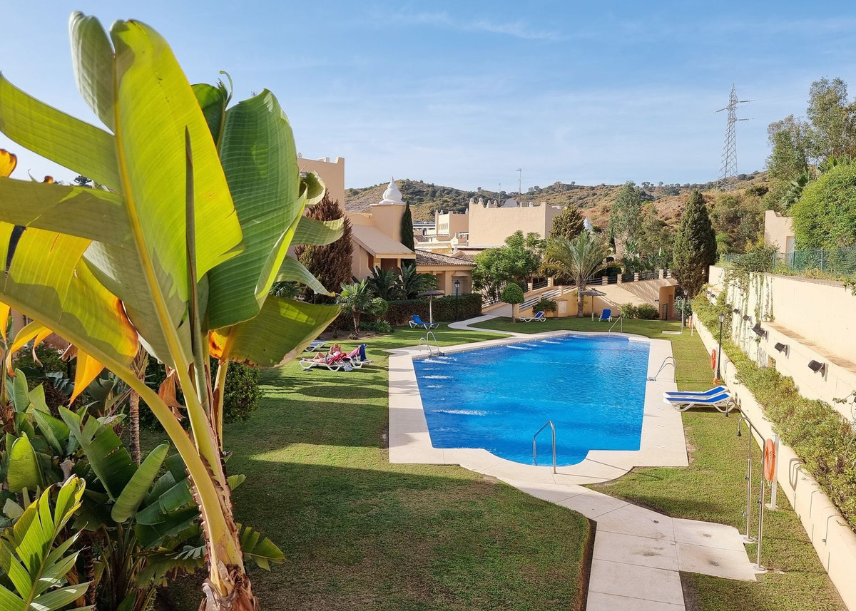 https://cdn.resales-online.com/public/68mpncnhi7/properties/1b272839457211ed98460217bc231ef4/w1200/1-7980e48d732b6fc85c14b43b94d2aa54.jpg?v=1666632682