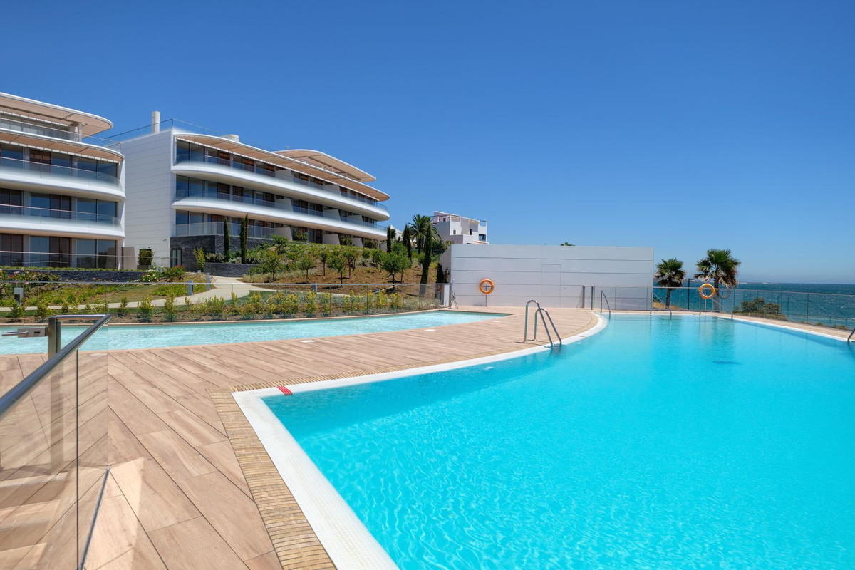 https://cdn.resales-online.com/public/lsc868mnhk/properties/30b59dd156a411ed98460217bc231ef4/w1200/1-7980e48d732b6fc85c14b43b94d2aa54.jpg?v=1666975971