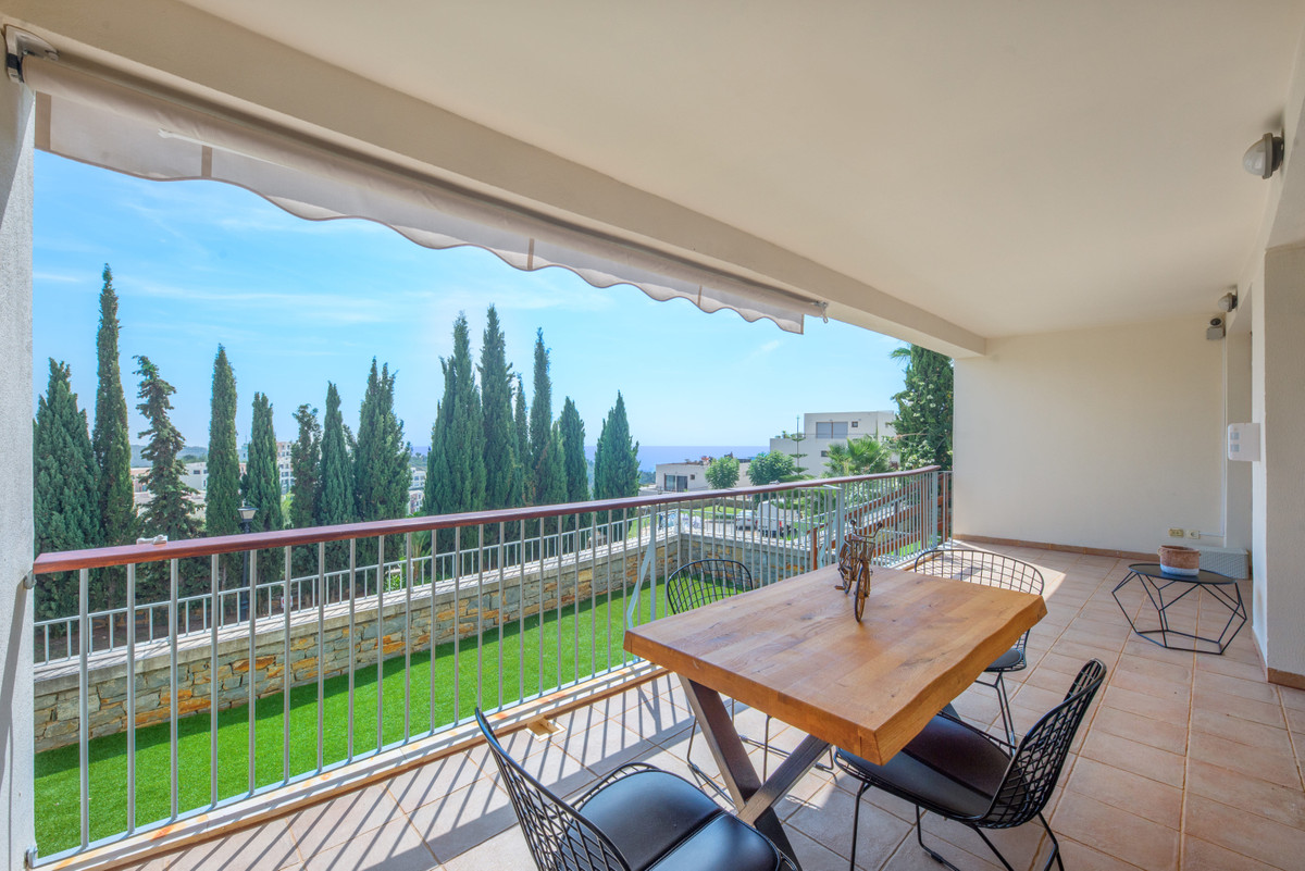 https://cdn.resales-online.com/public/qqh8q7eoco/properties/340f6a9d584211ed98460217bc231ef4/w1200/1-7980e48d732b6fc85c14b43b94d2aa54.jpg?v=1667131288