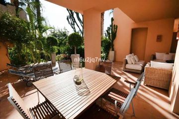https://cdn.resales-online.com/public/nl6u2jq7nv/properties/d27c74e5c25311ed84bd0217bc231ef4/w1200/12-53013098fcab6c38b1379cd33298e050.jpg?v=1678793679