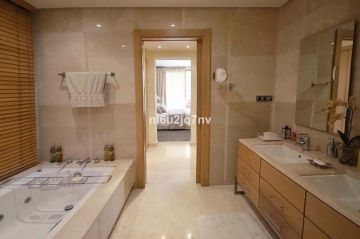 https://cdn.resales-online.com/public/nl6u2jq7nv/properties/d27c74e5c25311ed84bd0217bc231ef4/w1200/14-d70dc3102c00d7be0e872dfe1c1f86d7.jpg?v=1678793679
