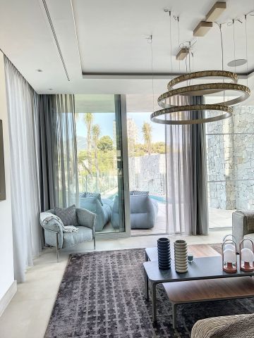 https://cdn.resales-online.com/public/25ldb8kiyd/properties/a4dd85d6e2e311edb6600217bc231ef4/w1200/17-dd5fcd4f0eb487dfa3803f7e20814c0e.jpg?v=1682588355