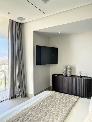 https://cdn.resales-online.com/public/25ldb8kiyd/properties/a4dd85d6e2e311edb6600217bc231ef4/w1200/37-1d70d218e897435ff17cdff8e99bb5bf.jpg?v=1682588355
