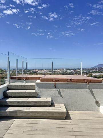 https://cdn.resales-online.com/public/25ldb8kiyd/properties/a4dd85d6e2e311edb6600217bc231ef4/w1200/44-a9b00fef606e1a421f9431575315bbcb.jpg?v=1682588355