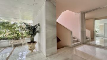 https://cdn.resales-online.com/public/jfltgt1d20/properties/15527846ea6111edb6600217bc231ef4/w1200/36-be7efbbd8b294061d3f27cb7c37865bb.jpg?v=1683198118
