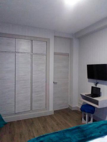 https://cdn.resales-online.com/public/0ujaq2tb3b/properties/09e91f4bed8911edb6600217bc231ef4/w1200/13-5fd73dea700db77384c091ca9818b1a9.jpg?v=1683549331