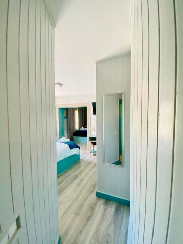 https://cdn.resales-online.com/public/0ujaq2tb3b/properties/09e91f4bed8911edb6600217bc231ef4/w1200/30-5e8634ec9576c9ad4825a6dec5b5d375.jpg?v=1683549331