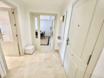 https://cdn.resales-online.com/public/496dfp56cj/properties/6c399efef03111edb6600217bc231ef4/w1200/14-d70dc3102c00d7be0e872dfe1c1f86d7.jpg?v=1691752960