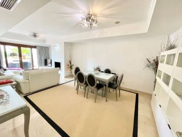 https://cdn.resales-online.com/public/496dfp56cj/properties/6c399efef03111edb6600217bc231ef4/w1200/7-aa4cc561180b369757c0bb4af9886cd3.jpg?v=1683837539