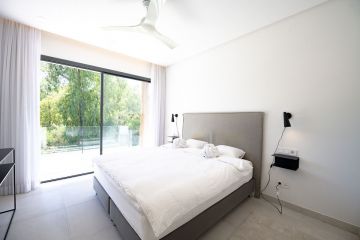https://cdn.resales-online.com/public/x1ahv6wm6l/properties/89a7032c04ac11eeb6600217bc231ef4/w1200/13-5fd73dea700db77384c091ca9818b1a9.jpg?v=1687031699