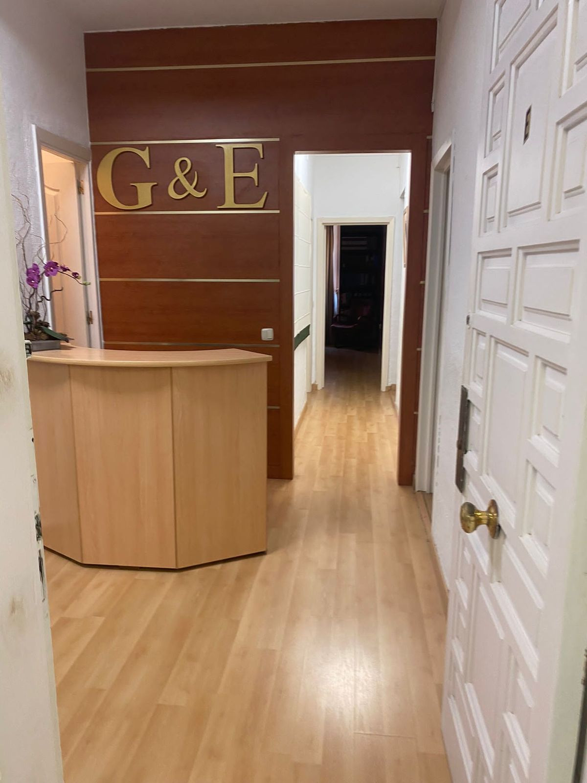 https://cdn.resales-online.com/public/dgpwbkb3l1/properties/a56d69e457c511eea6080217bc231ef4/w1200/1-7980e48d732b6fc85c14b43b94d2aa54.jpg?v=1695225675