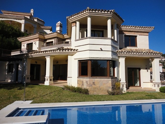 https://cdn.resales-online.com/public/lahrid967e/properties/dipitxyjsdkaark/w1200/1-7980e48d732b6fc85c14b43b94d2aa54.jpg?v=1699978942