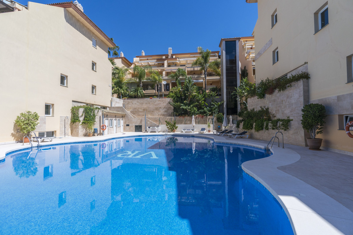 https://cdn.resales-online.com/public/1gfs0akank/properties/5ab4f75ce20411eebeb70217bc231ef4/w1200/1-7980e48d732b6fc85c14b43b94d2aa54.jpg?v=1710848477