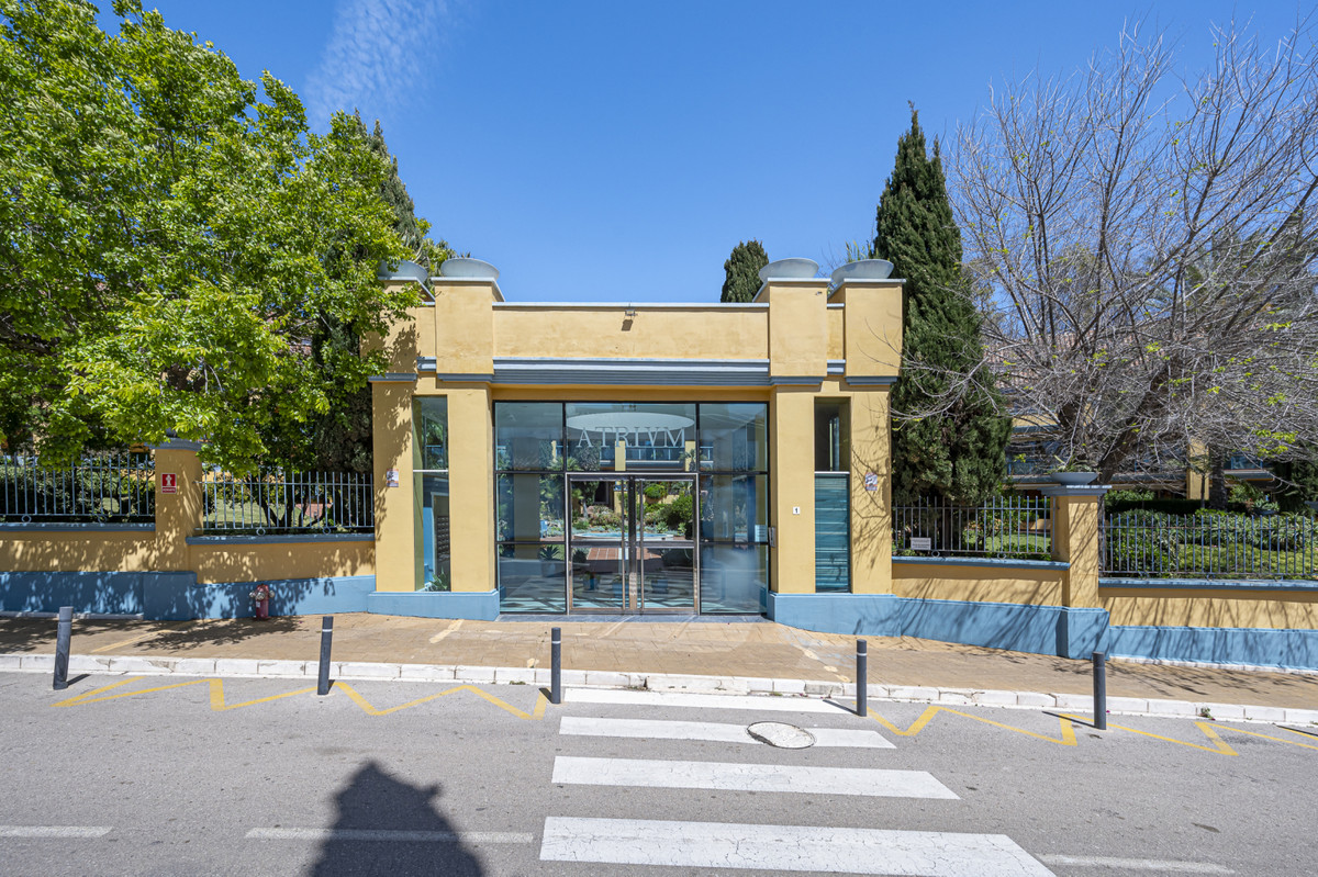 https://cdn.resales-online.com/public/cd9pzuj89n/properties/b873cf69f5b711ee94690217bc231ef4/w1200/1-7980e48d732b6fc85c14b43b94d2aa54.jpg?v=1713171134