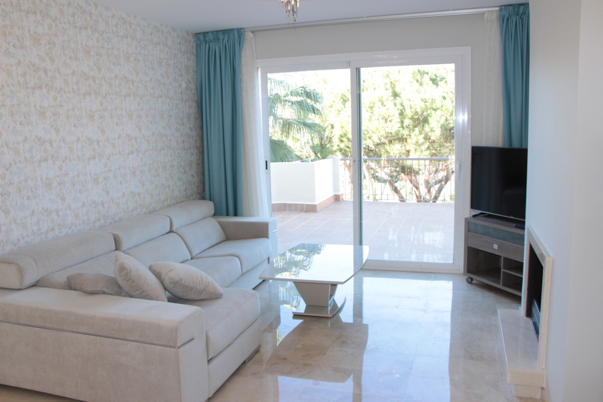 https://cdn.resales-online.com/public/9sdhdgb5qi/properties/46198590fb6011ee94690217bc231ef4/w1200/1-7980e48d732b6fc85c14b43b94d2aa54.jpg?v=1713216172