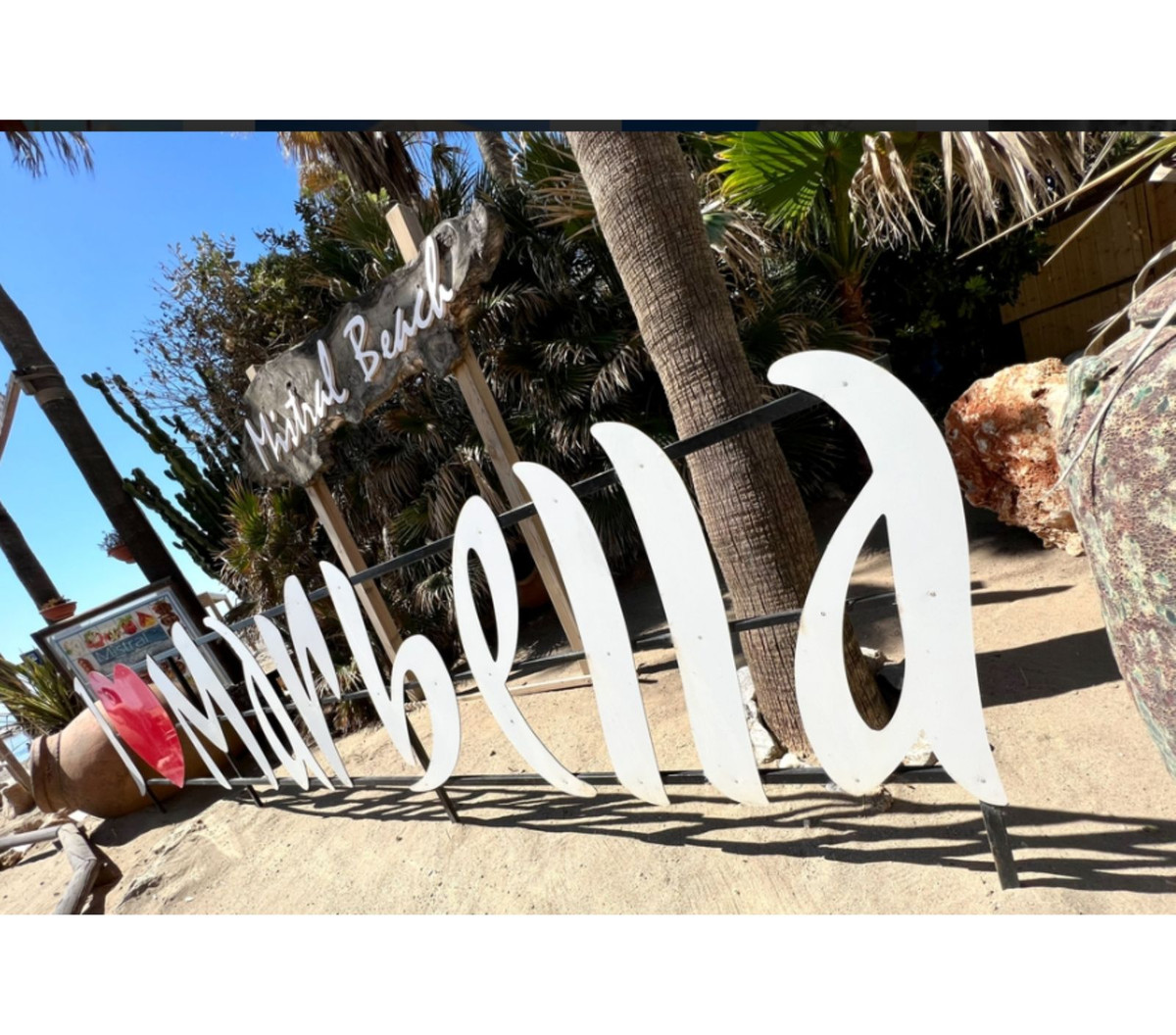 https://cdn.resales-online.com/public/9mlcqsu51l/properties/10a3842ffca511ee94690217bc231ef4/w1200/1-7980e48d732b6fc85c14b43b94d2aa54.jpg?v=1714677423