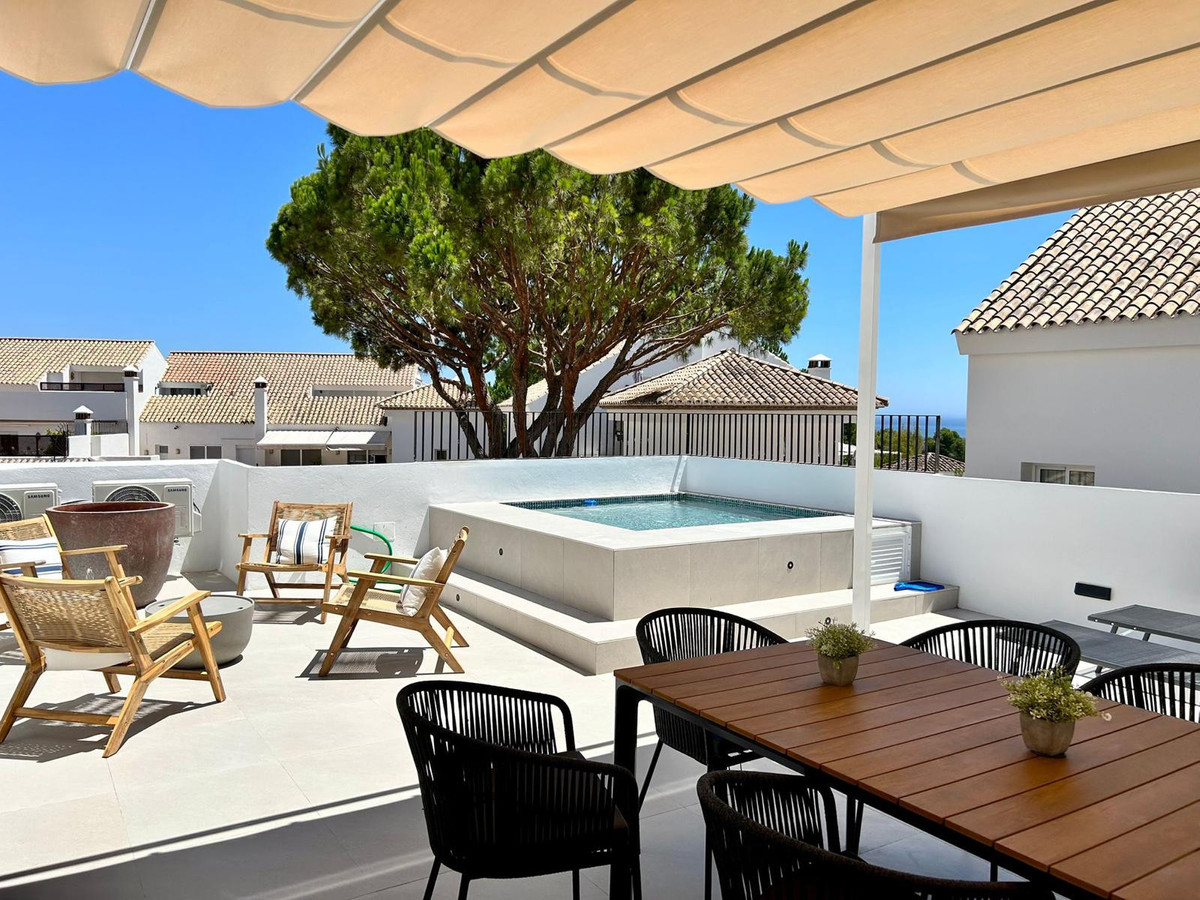 https://cdn.resales-online.com/public/z99jmoiza5/properties/dd3c886a3e7d11ef857e0217bc231ef4/w1200/1-7980e48d732b6fc85c14b43b94d2aa54.jpg?v=1720593177