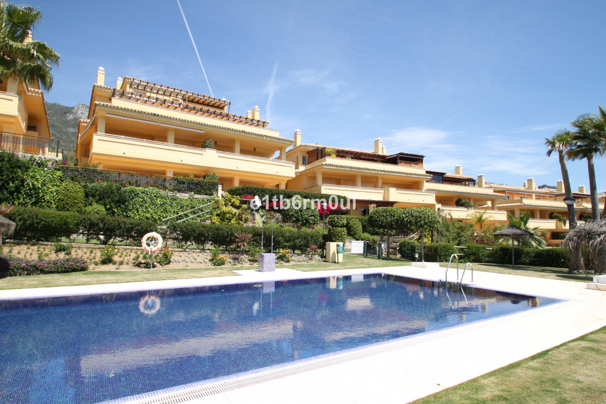 https://cdn.resales-online.com/public/e1tb6rm0ul/properties/200219f9038711ef94690217bc231ef4/w1200/1-7980e48d732b6fc85c14b43b94d2aa54.jpg?v=1714455646