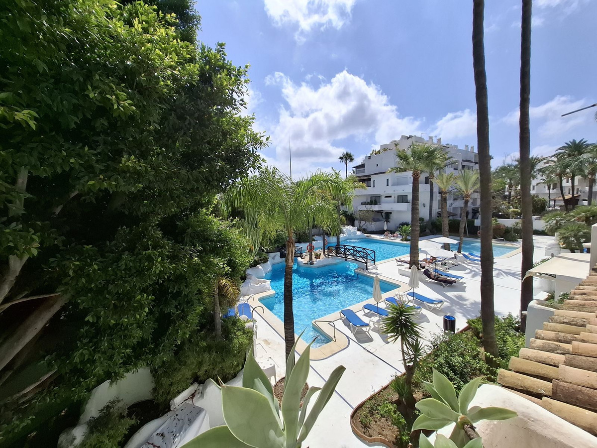 https://cdn.resales-online.com/public/bk76b5m4e0/properties/45ac971b727611ef9d2d0217bc231ef4/w1200/1-7980e48d732b6fc85c14b43b94d2aa54.jpg?v=1726309218