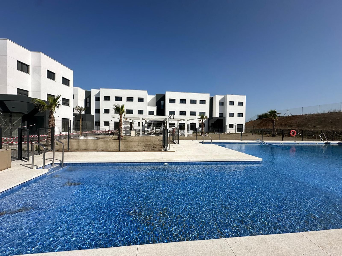 https://cdn.resales-online.com/public/ppg8q6eobndgyqok/properties/98d4984e7fe611ef9d2d0217bc231ef4/w1200/1-7980e48d732b6fc85c14b43b94d2aa54.jpg?v=1727785226