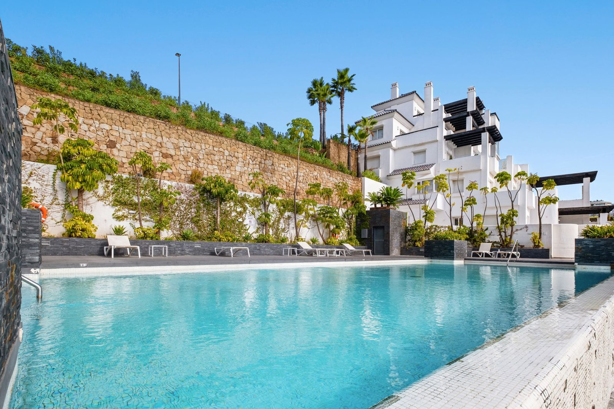 https://cdn.resales-online.com/public/ilmgg1itp5/properties/ee2f52a486ef11ef9d2d0217bc231ef4/w1200/1-7980e48d732b6fc85c14b43b94d2aa54.jpg?v=1728562607