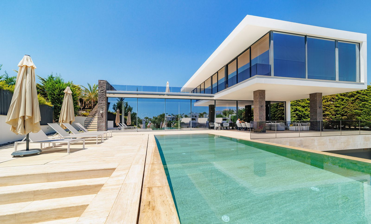 https://cdn.resales-online.com/public/kq47mtdbis/properties/6c5260a1701d11ef9d2d0217bc231ef4/w1200/1-7980e48d732b6fc85c14b43b94d2aa54.jpg?v=1726049556