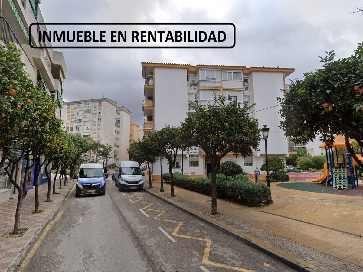 https://cdn.resales-online.com/public/4igsp94qm4/properties/79d338b7a04311ef84cf0217bc231ef4/w1200/1-7980e48d732b6fc85c14b43b94d2aa54.jpg?v=1731343591