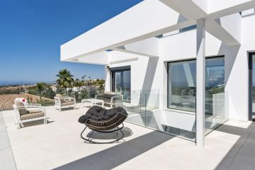 https://cdn.resales-online.com/public/asb71hmq0g/properties/505bc98ba81d11ef84cf0217bc231ef4/w1200/12-53013098fcab6c38b1379cd33298e050.jpg?v=1732206755
