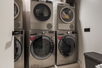https://cdn.resales-online.com/public/asb71hmq0g/properties/505bc98ba81d11ef84cf0217bc231ef4/w1200/92-7c8efc028a0d4f49d99f69a448b6792b.jpg?v=1732206755