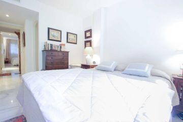 https://cdn.resales-online.com/public/kj4s0e6mui/properties/49b4da9ba81011ef84cf0217bc231ef4/w1200/7-aa4cc561180b369757c0bb4af9886cd3.jpg?v=1732206554