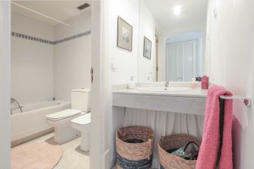 https://cdn.resales-online.com/public/kj4s0e6mui/properties/49b4da9ba81011ef84cf0217bc231ef4/w1200/8-e64a9055bba3e77ac8aca3b893cdf826.jpg?v=1732206554
