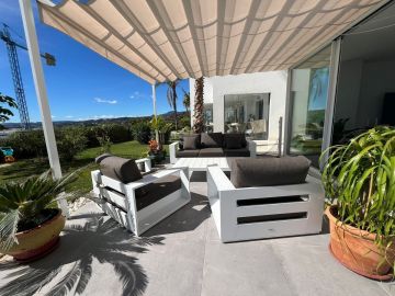 https://cdn.resales-online.com/public/4qs7qt41py/properties/0897f2d3a8eb11ef84cf0217bc231ef4/w1200/11-20939a0134ad724a8cb2a801094d15a4.jpg?v=1732295758