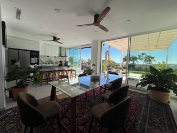 https://cdn.resales-online.com/public/4qs7qt41py/properties/0897f2d3a8eb11ef84cf0217bc231ef4/w1200/4-c23c0f86247804fa50226aecd8b0b2c8.jpg?v=1732295758