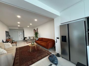 https://cdn.resales-online.com/public/4qs7qt41py/properties/0897f2d3a8eb11ef84cf0217bc231ef4/w1200/6-241328e1bcc9c0d8ce1222beb6c967a8.jpg?v=1732295758