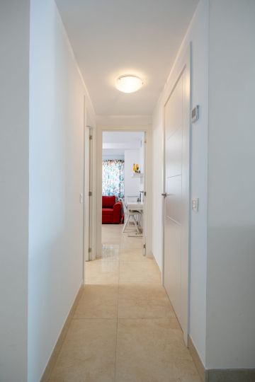 https://cdn.resales-online.com/public/109kmoi1a6/properties/b986a972a8c711ef84cf0217bc231ef4/w1200/13-5fd73dea700db77384c091ca9818b1a9.jpg?v=1732280380