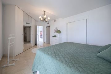 https://cdn.resales-online.com/public/109kmoi1a6/properties/b986a972a8c711ef84cf0217bc231ef4/w1200/14-d70dc3102c00d7be0e872dfe1c1f86d7.jpg?v=1732280380